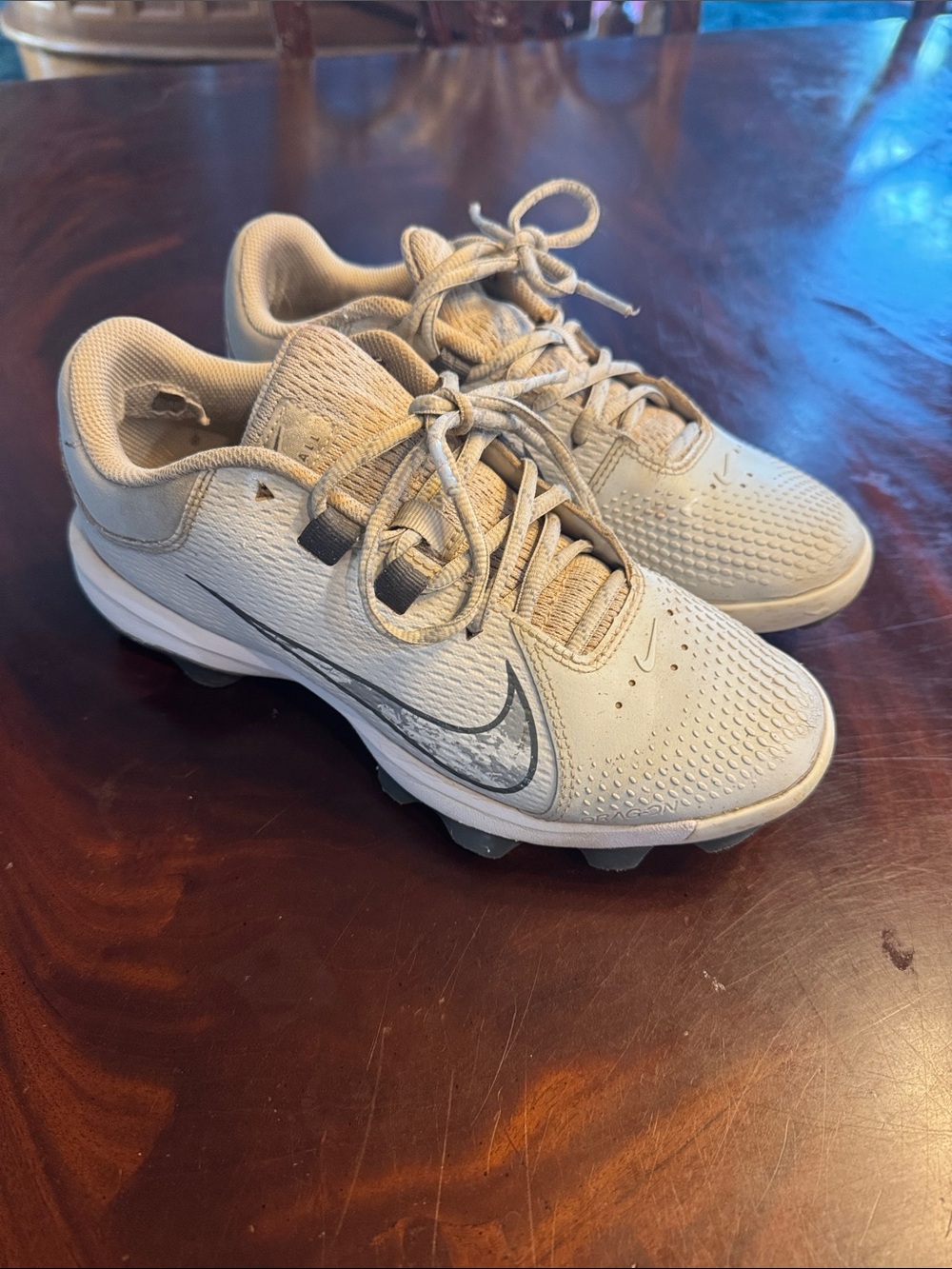 Nike woman’s ' Light Tan/Beige Athletic Sneakers softball shoes